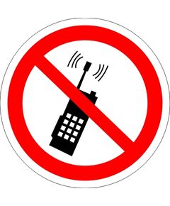 Запрещается пользоваться мобильным (сотовым) телефоном или переносной рацией (пластик) 200*200 мм - Запрещающие знаки (Р), Знаки безопасности (самоклейка, пластик, металл) -  1